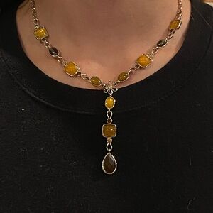 Elegant Gold and Amber Necklace